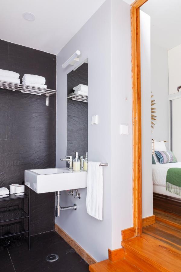 Alfama Terrace Apartment With Authentic XVIII Tiles And Historic Notes 3 Bedrooms & 2 Bathrooms Ac Lisboa Εξωτερικό φωτογραφία
